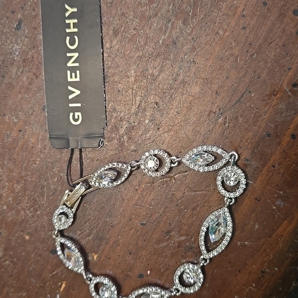 Givenchy Pave Crystal Orb Flex Bracelet - Rhodium NWT ✨️ - Picture 2 of 4